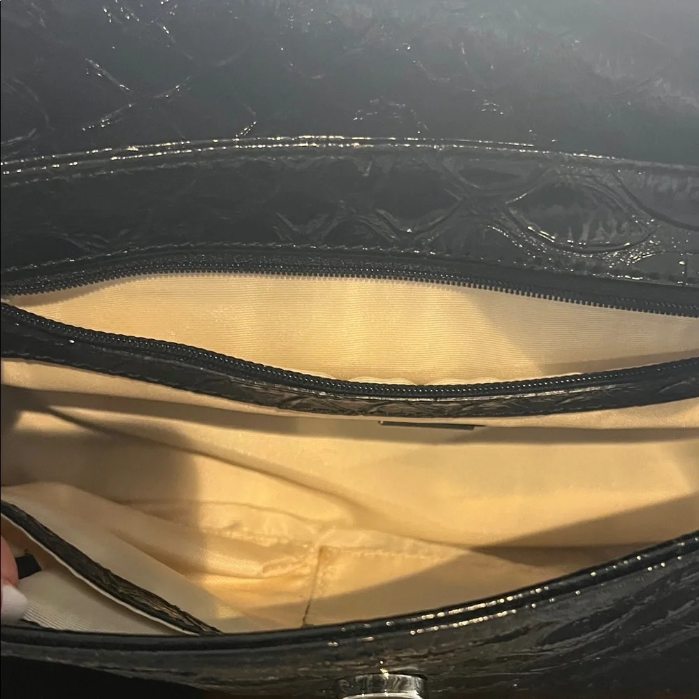 Guess croc embossed